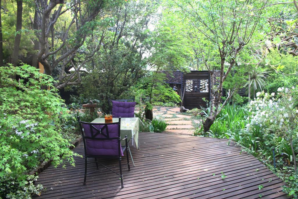 Jedidja Bed And Breakfast Bloemfontein Bagian luar foto